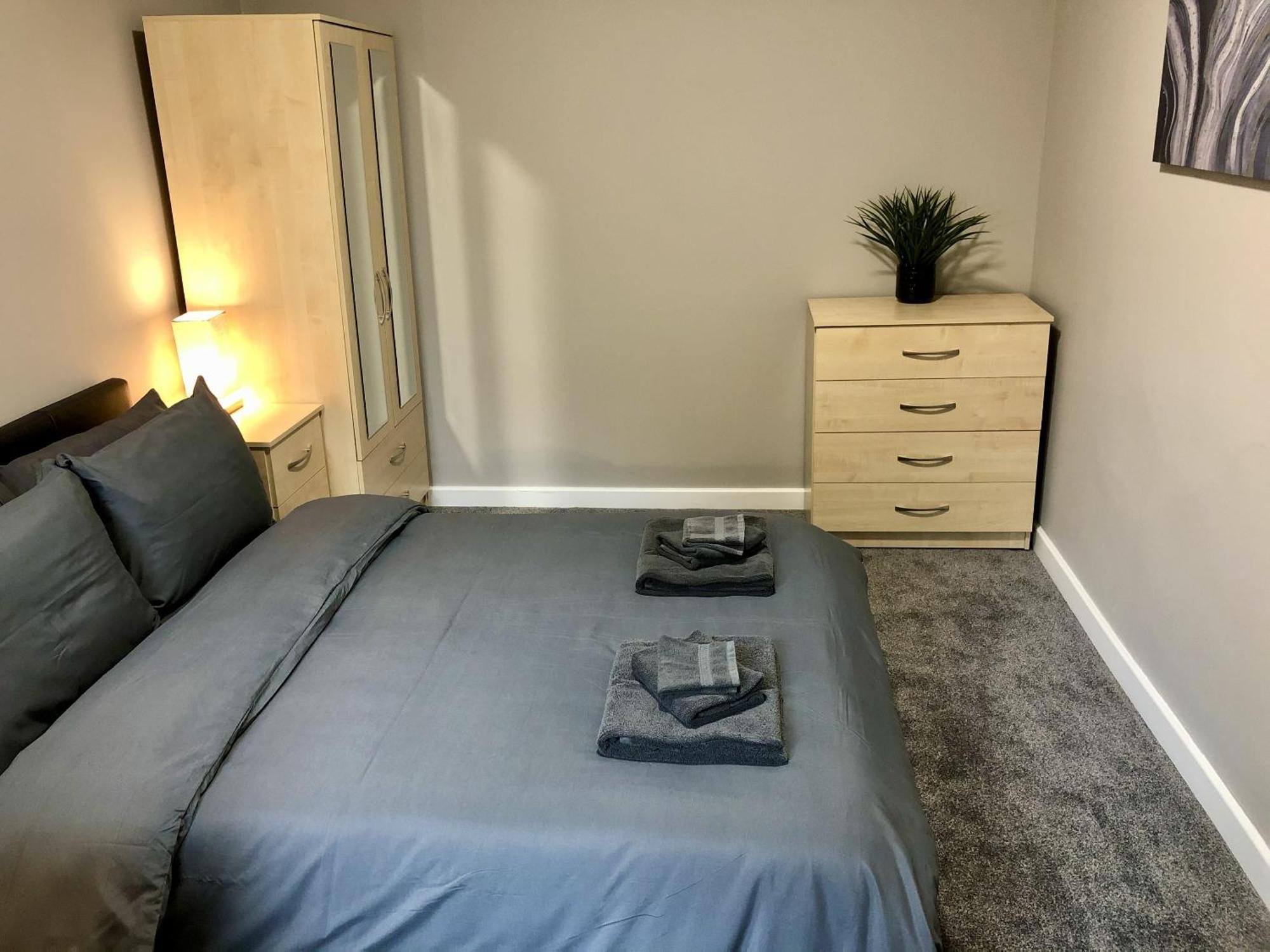 Villa Executive Or Large Family 5-Bed House - Hosted By Hutch Lifestyle à Coventry Extérieur photo