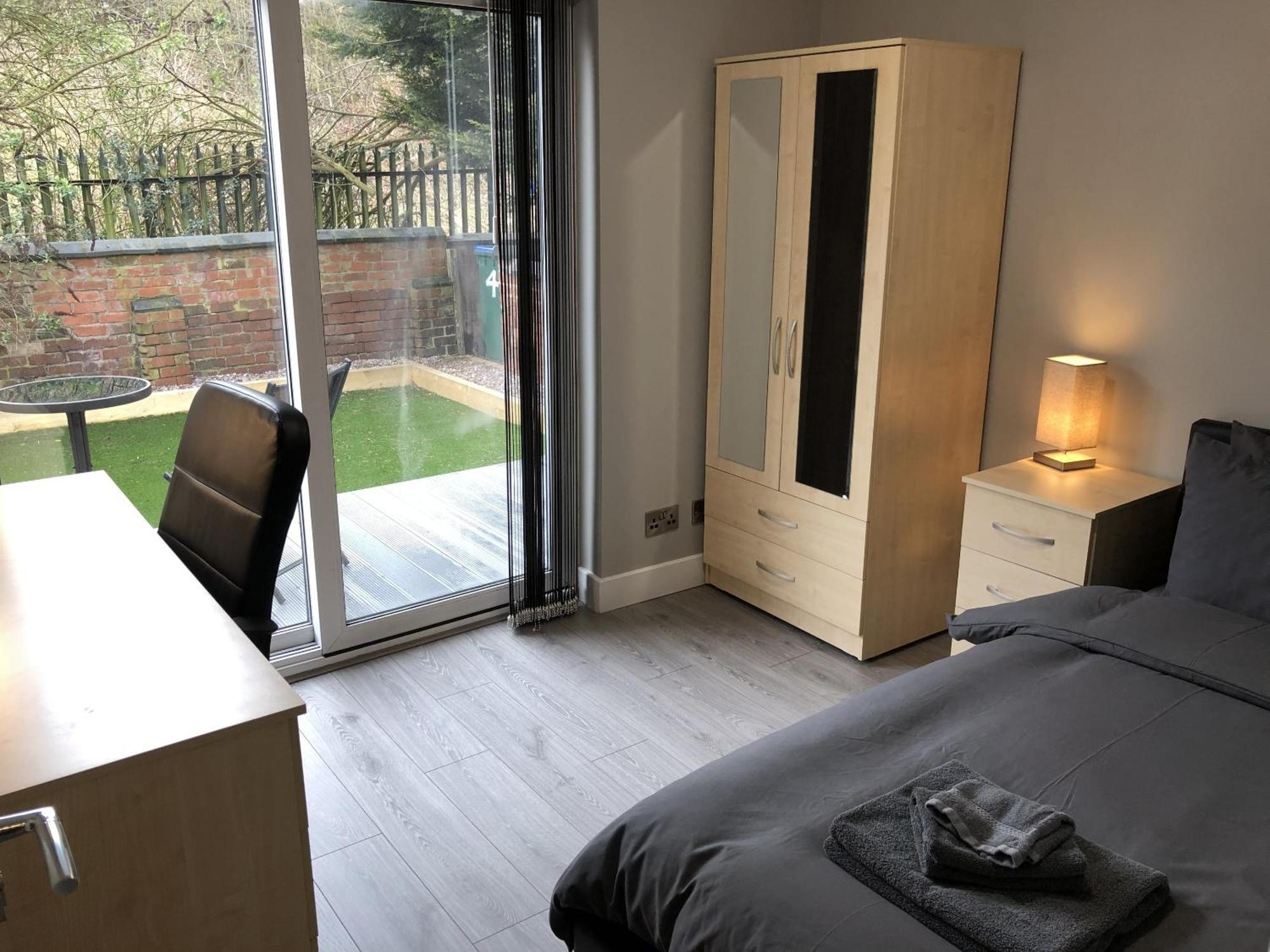 Villa Executive Or Large Family 5-Bed House - Hosted By Hutch Lifestyle à Coventry Extérieur photo