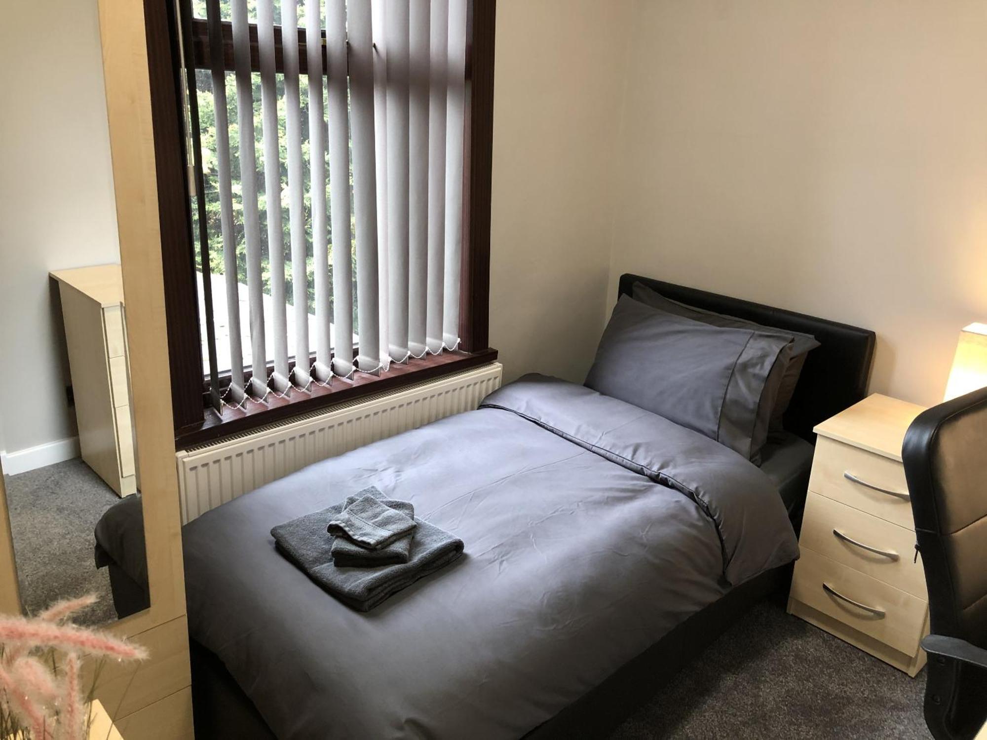 Villa Executive Or Large Family 5-Bed House - Hosted By Hutch Lifestyle à Coventry Extérieur photo